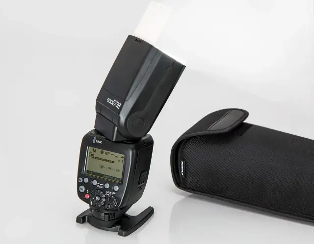 Jak używać lampy błyskowej, by uniknąć najczęstszych błędów w fotografii