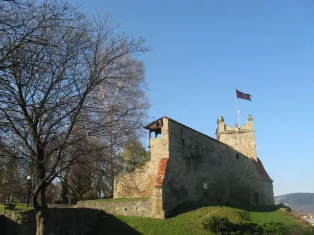 Zamek królewski w Nowym Sączu – historia, tajemnice i atrakcje