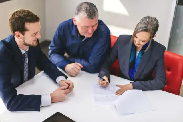 Ile kosztuje depozyt notarialny? Poznaj ukryte opłaty i stawki