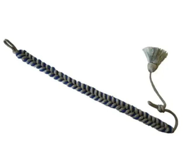 Jak założyć sznur do koszuli OSP, aby uniknąć błędów w mundurze