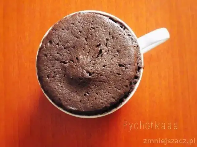 Ciastko w mikrofali: puszysty deser w 2 minuty (bez wpadek!)