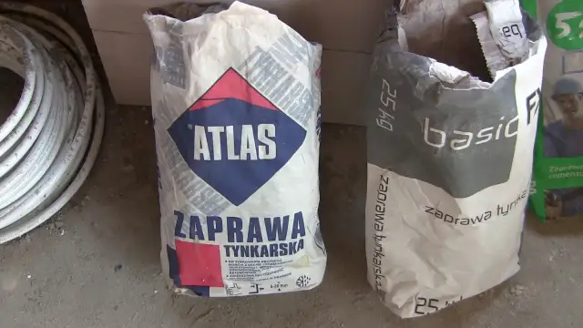 Jak nakładać zaprawę tynkarską Atlas, by uniknąć błędów i uzyskać idealny efekt