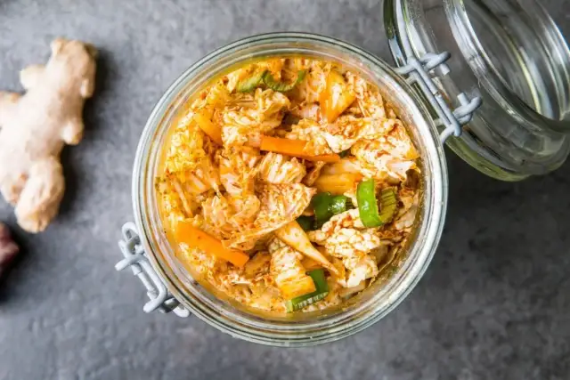 Jak zrobić kimchi? Prosty przepis krok po kroku na domowe kimchi