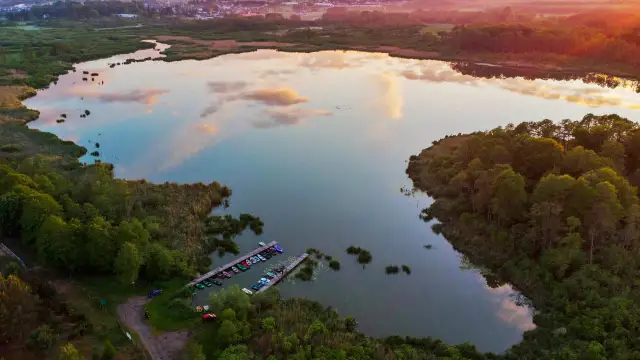 Gdzie na ryby z noclegiem - najlepsze miejsca na udany wypoczynek