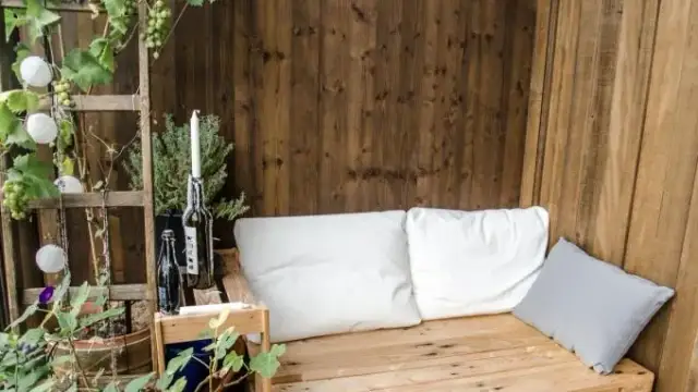 Czym malować meble z palet, aby uniknąć błędów i uzyskać efekt?