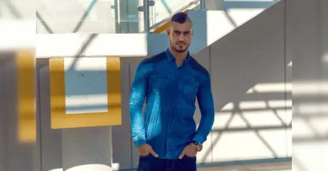 Jaka koszula do granatowych spodni? Stylowe połączenia na każdą okazję