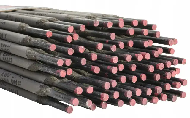 Jaki prąd do elektrody 2 5? Uniknij błędów przy spawaniu!