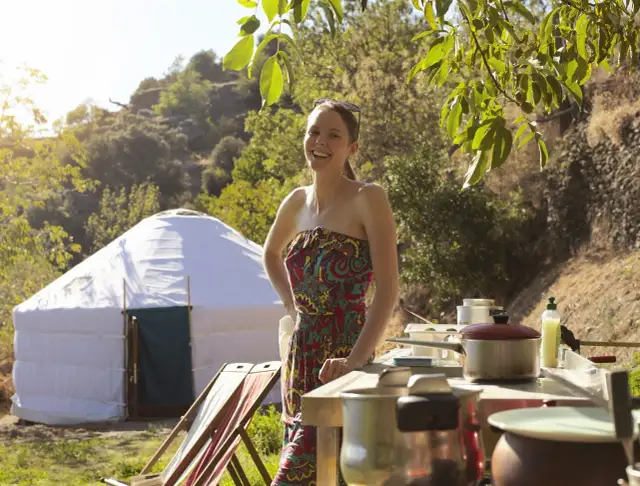 Ile kosztuje namiot? Sprawdź ceny i porównaj najlepsze opcje