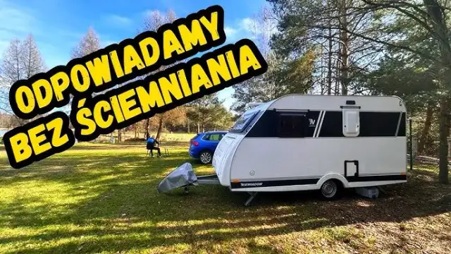 Skuteczne sposoby, czym umyć przyczepę kempingową bez zarysowań