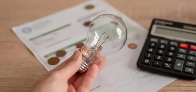 Ile kosztuje 1 kWh prądu w 2026 roku - Ile naprawdę płacisz?