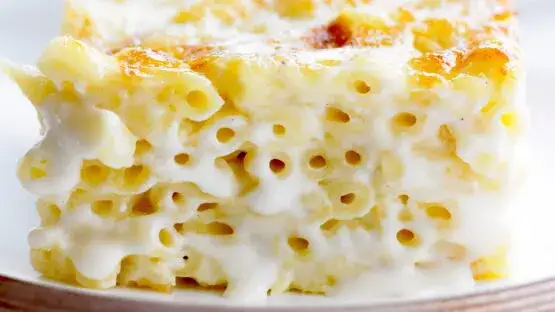 Gratin de pâtes béchamel : recette facile et inratable