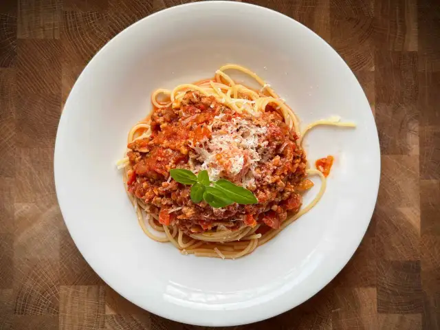 Przepisy na spaghetti bolognese, które zachwycą Twoich gości