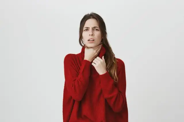 Ile trwa ból gardła? Poznaj przyczyny i czas trwania objawów