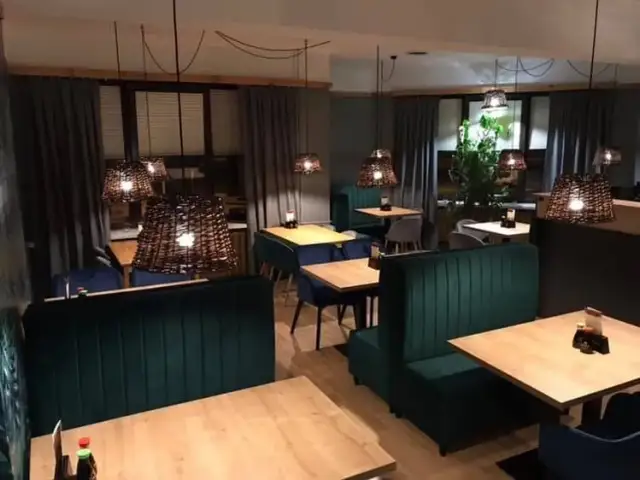 Ostrowiec Świętokrzyski: Gdzie zjeść? Moje sprawdzone rekomendacje!