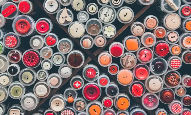 Jak przyszyć guzik do spodni - uniknij najczęstszych błędów