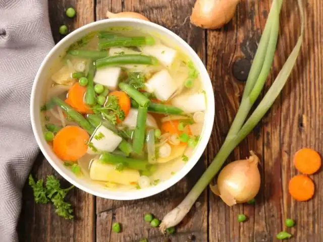 Szybkie i pyszne zupy na obiad, które zaoszczędzą Twój czas