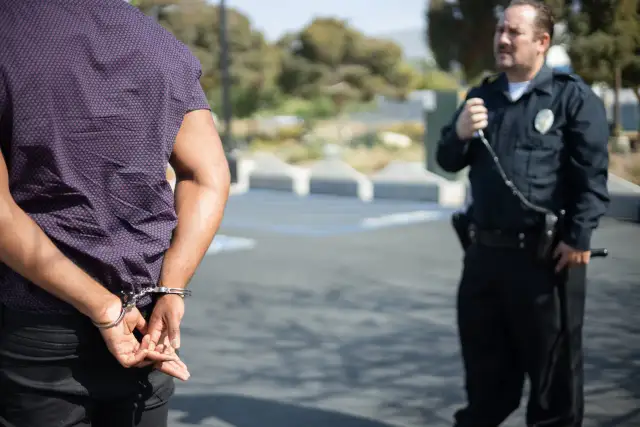 Kto może złożyć zawiadomienie o popełnieniu przestępstwa? Sprawdź!