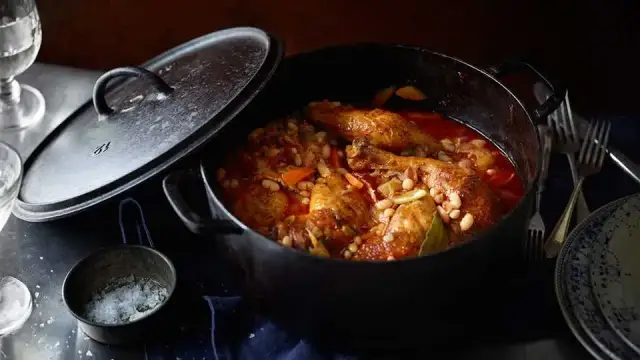 Cassoulet: Odkryj tajemnice tradycyjnego dania z Francji