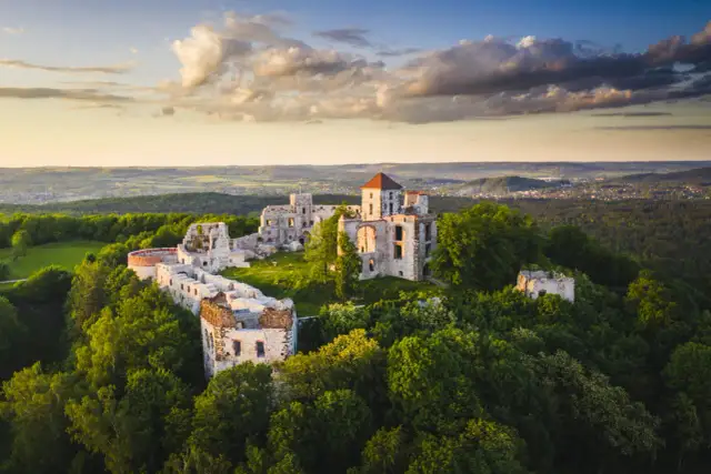 Tenczyn atrakcje: Odkryj niezwykłe miejsca i przygody w okolicy