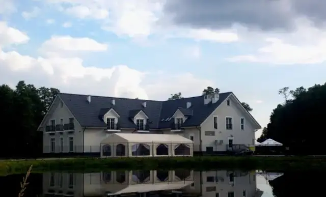 Gdzie jest Dworek nad Rozlewiskiem? Odkryj Stary Młyn w Tuławkach