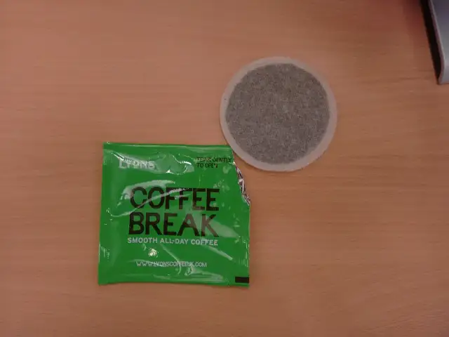 Kawa plujka co to jest? Sekrety przygotowania i zdrowotne ryzyko