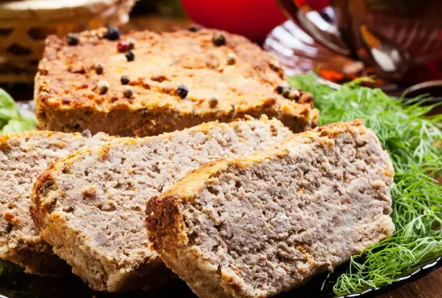 Pasztet domowy - Jak uzyskać idealną konsystencję bez kruszenia?