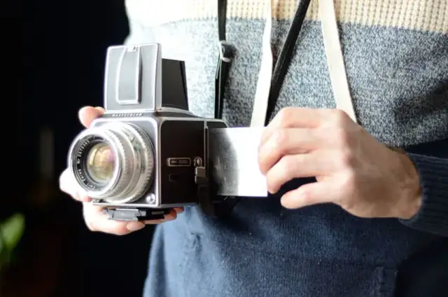 Hasselblad V: Poprawne przewijanie filmu i podwójne ekspozycje