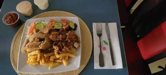 Gdzie zjeść w Koszalinie? Odkryj najlepsze miejsca na posiłek