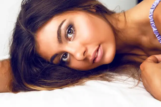 Śniada cera – co to jest i jak ją rozpoznać wśród innych typów