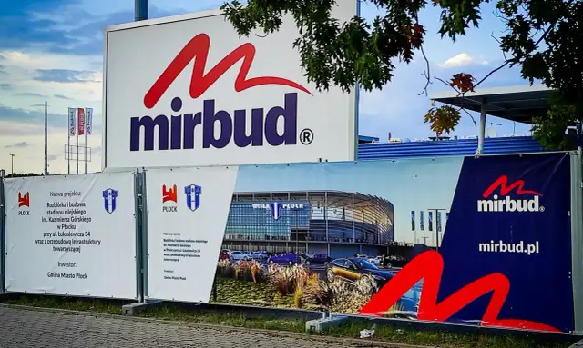 Co wpływa na zmiany kursu akcji firmy budowlanej Mirbud? Analiza