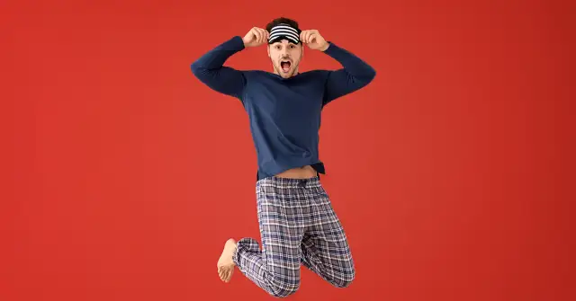 Rozpinana piżama męska: Jaki model wybrać? Poradnik