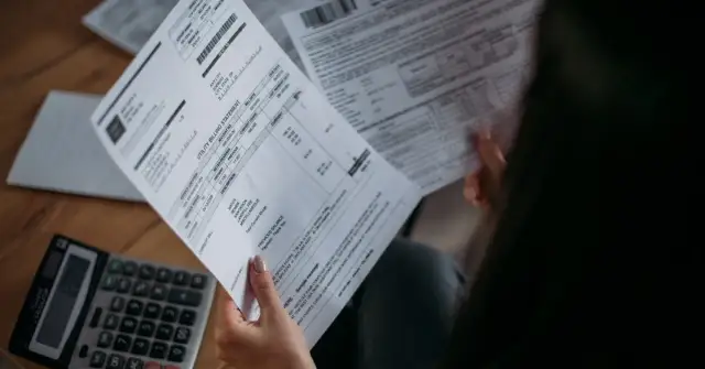 Jak numerować faktury zgodnie z przepisami i uniknąć błędów