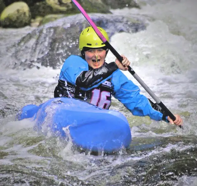 Jak zostać instruktorem kajakarstwa? Kursy, uprawnienia i SITK