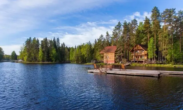Urokliwe domki nad jeziorem Podlasie – idealny wypoczynek w naturze