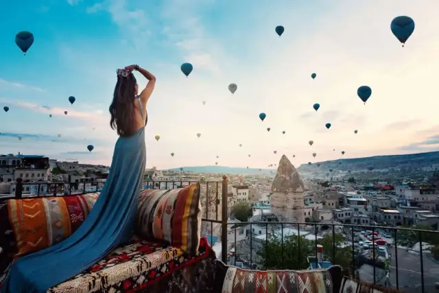 Co spakować na wakacje do Turcji? Kompletna checklista eksperta!