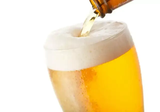 Ile naprawdę kalorii ma 0,5 l piwa - szczegółowe zestawienie dla każdego rodzaju