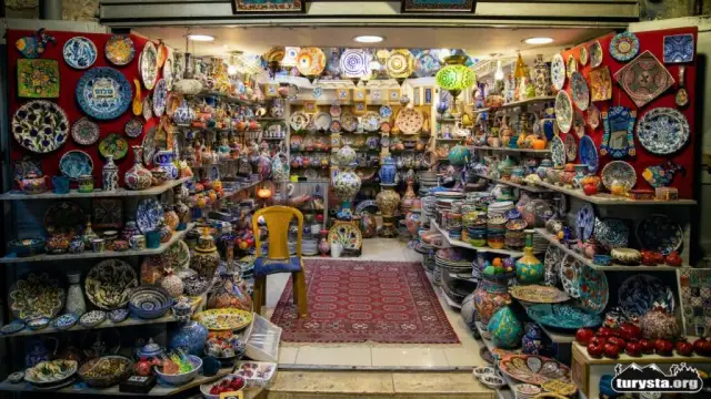 Co warto przywieźć z Izraela? Odkryj skarby Ziemi Świętej!