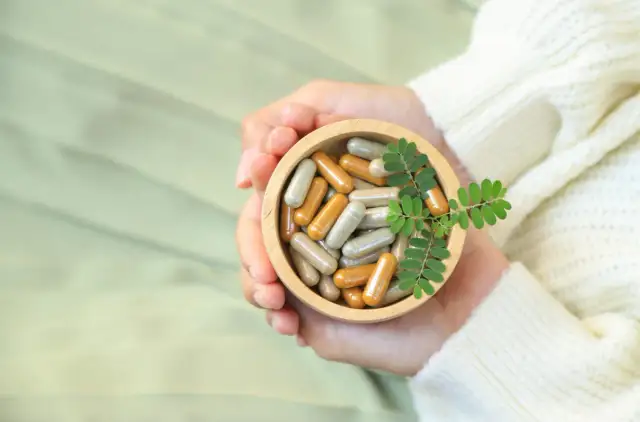 Skuteczne leki na uspokojenie: naturalne metody na stres i lęk