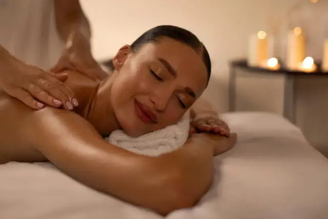 Toruń: SPA dla dwojga? Odkryj pakiety z noclegiem i Day SPA!