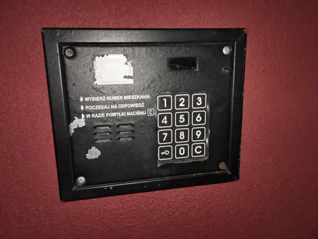 Samodzielna wymiana unifonu 2-przewodowego: poradnik krok po kroku