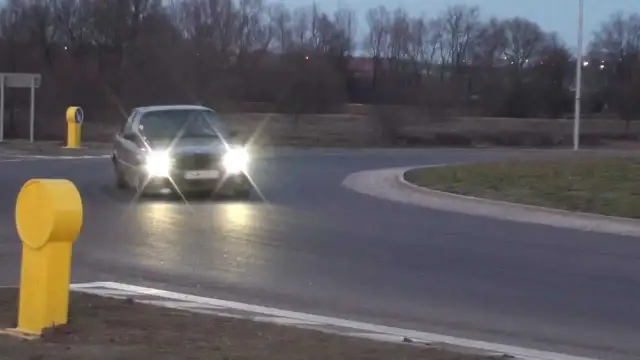 Mazda RX-8 spoiler: Jaki wybrać, by odmienić auto i nie żałować?