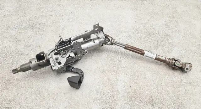 Maglownica czy drążek? Rozpoznaj stuki w układzie kierowniczym!