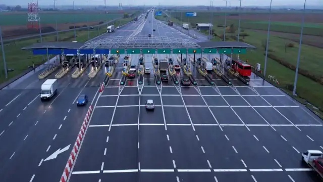 Dlaczego autostrady są płatne? Poznaj zaskakujące powody tych opłat