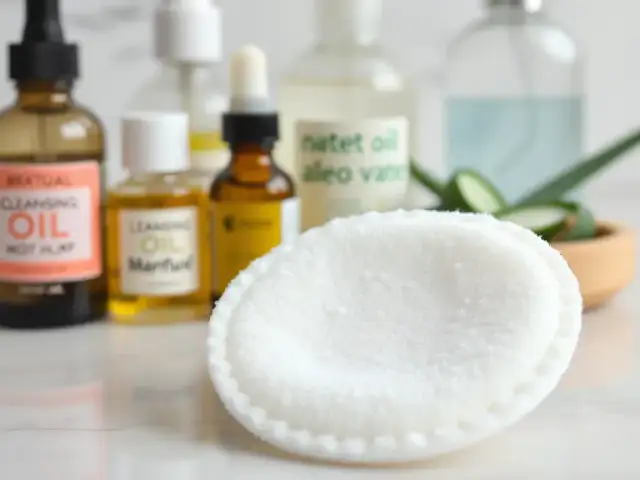 Skuteczne domowe sposoby na zmywanie makijażu bez chemii