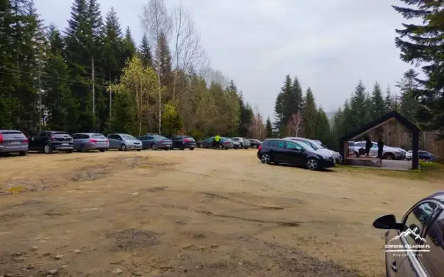 Bacówka na Obidzy: Jak zdobyć Radziejową? Pełny przewodnik