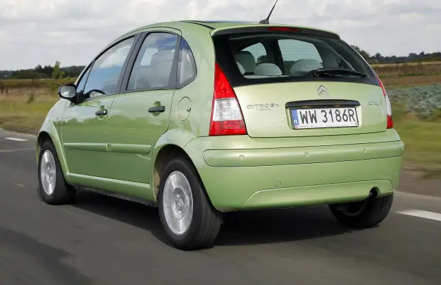 Jaki olej do Citroen C3 1.4 benzyna? Sprawdź najlepsze opcje i normy