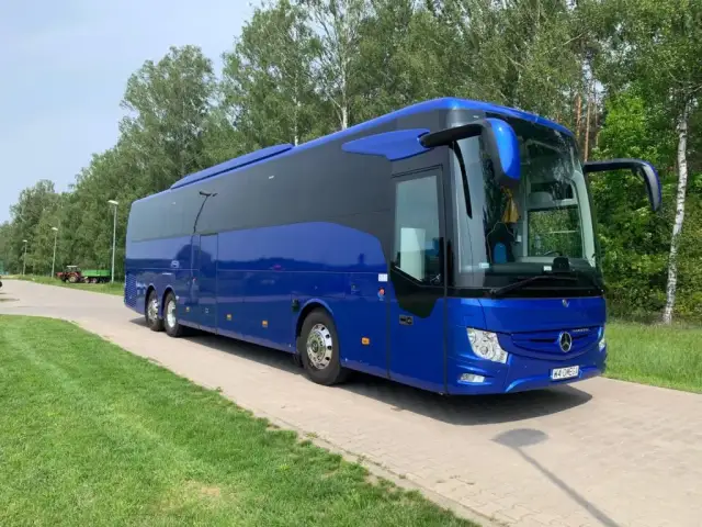 Ile kosztuje wynajem autokaru? Ceny, które zaskoczą i pomogą w wyborze