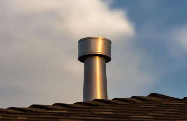 Ile powinien wystawać komin ponad dach, aby uniknąć problemów?