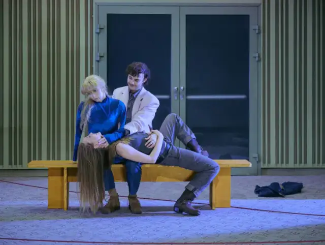 Nie-Boska komedia spektakl: historia, recenzje i niezapomniane wystawienia