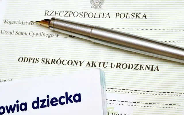 Odpis skrócony aktu urodzenia: online czy w USC? Kompletny poradnik
